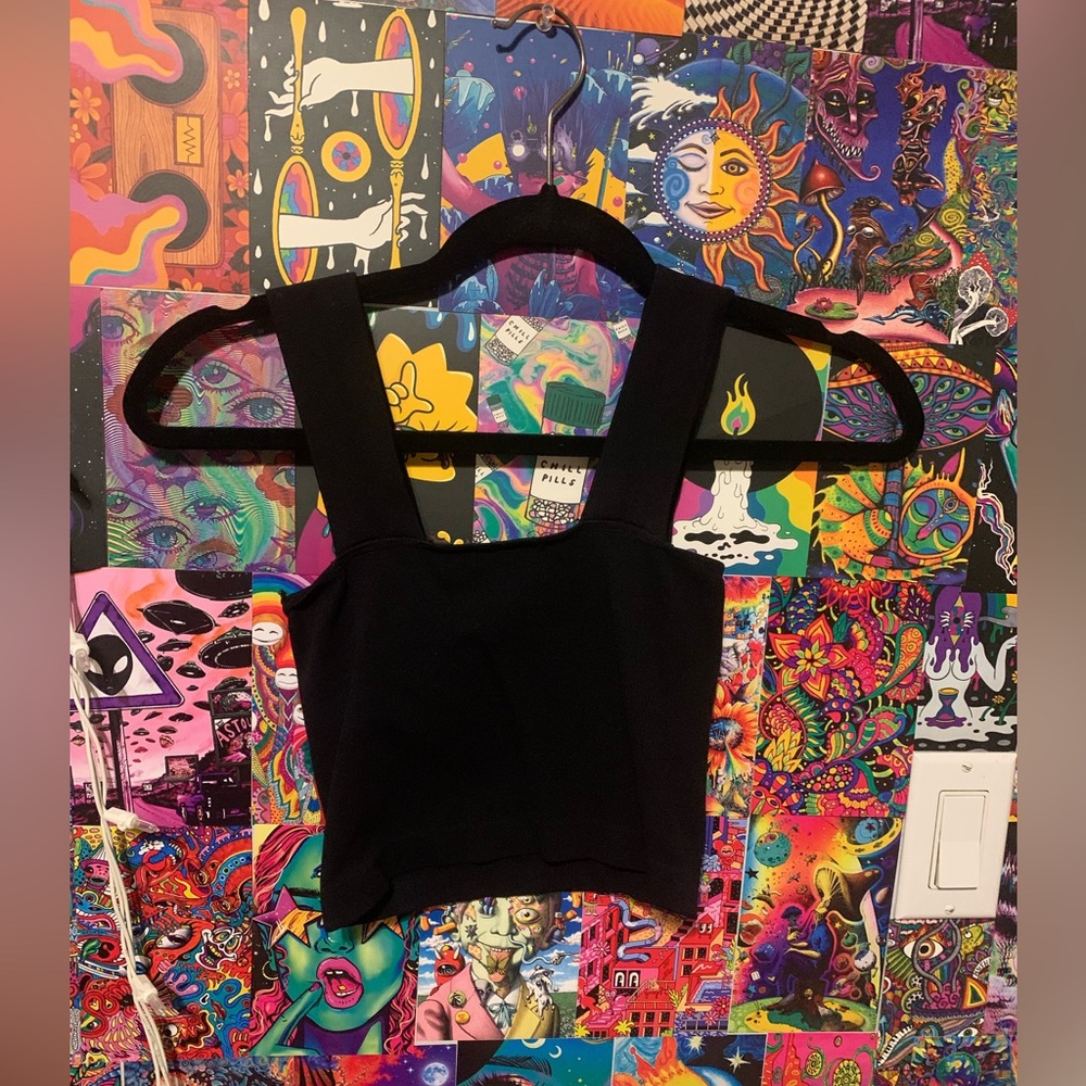 crop top with bigger straps. fits many sizes
